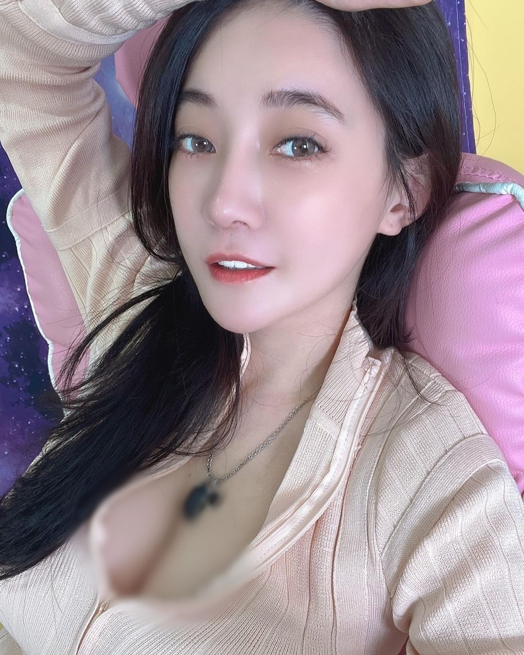 Thế nhưng đối với Thẩm Mân, đó là thiết kế mà cô nàng ưa thích vì táo bạo, phá cách và mới mẻ.