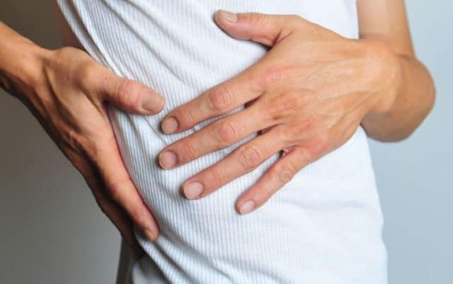 3. Ăn mất ngon Bệnh nhân ung thư gan sẽ chán ăn, đầy bụng sau bữa ăn, đầy hơi, khó tiêu, nôn mửa hoặc tiêu chảy, chướng bụng.