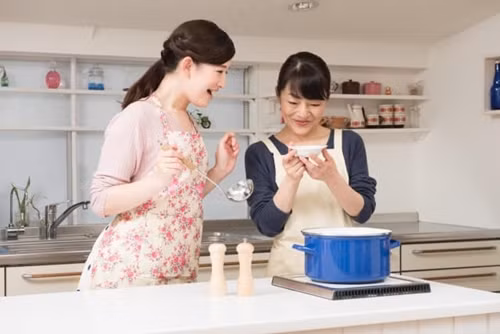 Chuyện mẹ chồng nàng dâu: Khi 2 “hổ” cùng một “chuồng” - Hình 5 Chuyen me chong nang dau: Khi 2 “ho” cung mot “chuong”-Hinh-5