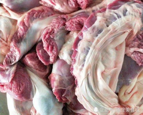 Đáng nói, dù con lợn có lớn đến hàng trăm kg thì mỗi con lợn cũng chỉ có khoảng 1kg thịt bảo vệ tim.