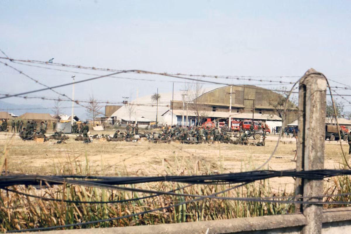 Căn cứ không quân Nước Mặn của Mỹ nhìn từ phía ngoài. Ảnh: 366thspsk-9.com