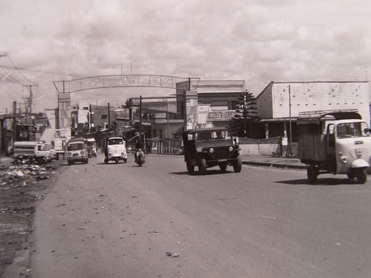 Cửa ngõ Biên Hòa năm 1971. Ảnh: Dieter Wahl Flickr