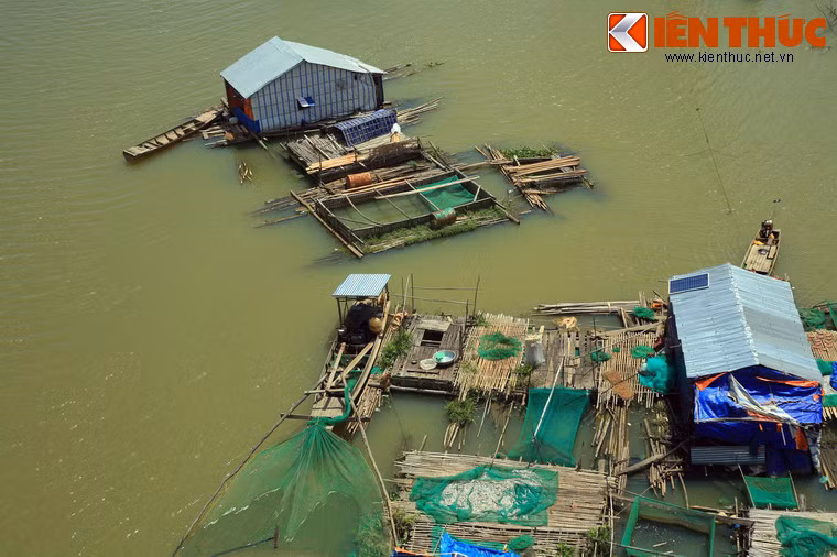 Ngoài giá trịnh cảnh quan, hồ chứa với dung tích 430 trịêu m3 nước này còn cung cấp nước tưới cho hàng ngàn hecta đất nông nghiệp, đem lại sinh kế cho hàng nghìn người và góp phần cải thiện điều kiện môi sinh, môi trường vốn khô cằn và bất thường của Tây Nguyên.