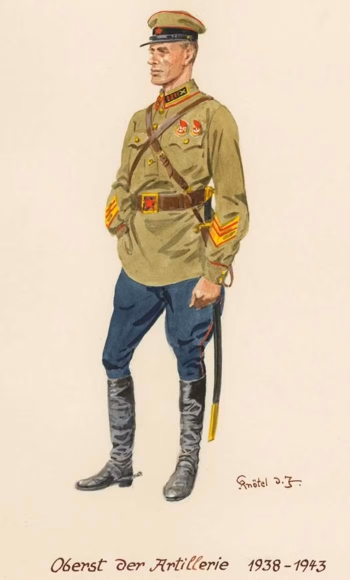 Đại tá pháo binh Liên Xô năm 1938 - 1943. Ảnh: Englishrussia.com