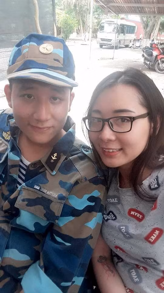 Ngọc Lệ cùng em trai Ngọc Anh. Ảnh: NVCC.