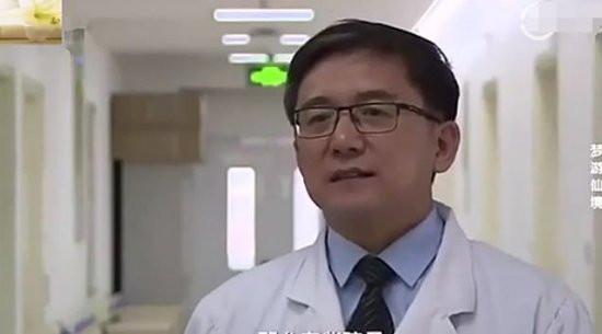 Chuyen la hom nay: Co gai cu dem la bien mat-Hinh-3