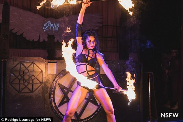 Daniel nói: “Câu lạc bộ NSFW được lập ra để chống lại các định kiến thông thường trong xã hội. Chúng tôi xây dựng câu lạc bộ dựa trên tình yêu, sự tự do, hạnh phúc. NSFW cũng có quy tắc nghiêm ngặt với mọi thành viên tham gia”.