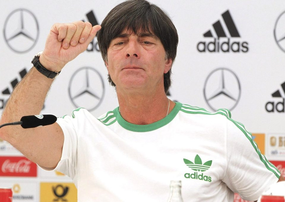 HLV Joachim Low đưa ra những quy định khắt khe