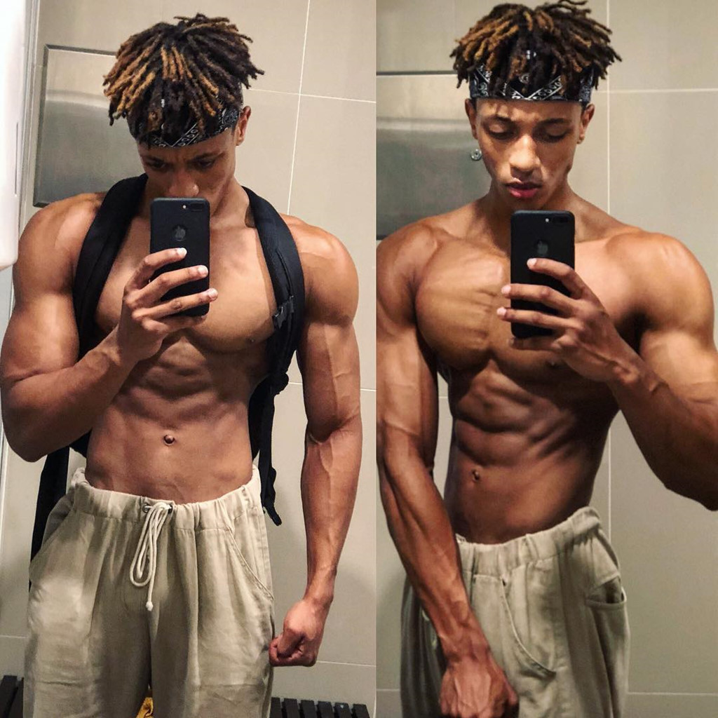 Theo Daily Mail, Bonheur Ntwari năm nay 19 tuổi, ở thành phố Brisbane, Australia. Anh chàng nổi tiếng từ khi bắt đầu chia sẻ những hình ảnh về thân hình chuẩn đáng kinh ngạc của mình trên Instagram.