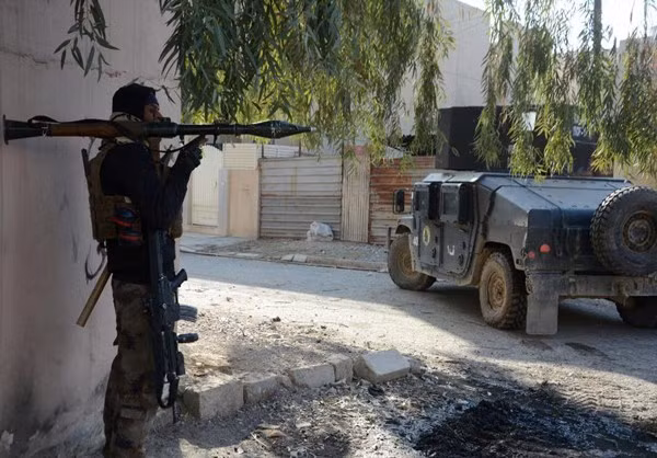 Sau khi chiến dịch giải phóng Mosul bắt đầu từ tháng 10/2016, các lực lượng Iraq đã giải phóng thêm nhiều vùng đất trong thành phố.