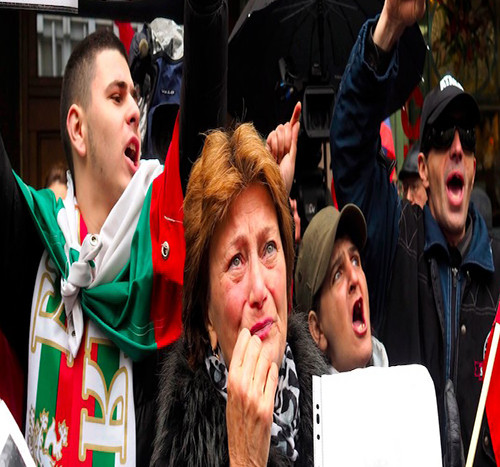 Thủ đô Sofia của Bulgaria cũng rơi vào tình trạng bất an khi các cuộc biểu tình phản đối việc chính phủ cắt giảm lương hưu, phúc lợi tiếp diễn cùng những cuộc biểu tình phản đối thực trạng tham nhũng.