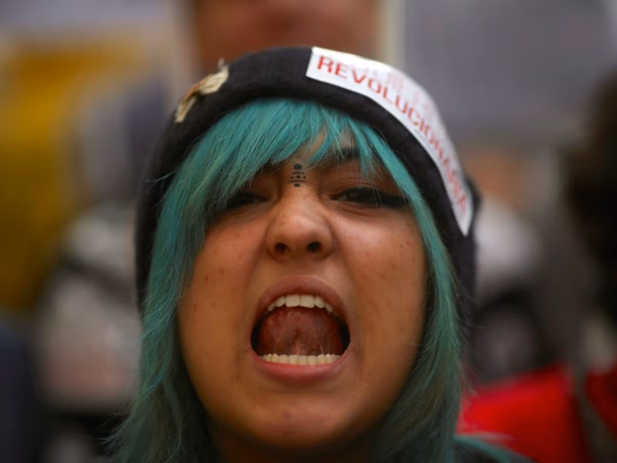 Tình trạng bất ổn xã hội ở Madrid (Tây Ban Nha) gia tăng sau khi chính phủ nước này áp dụng các biện pháp “thắt lưng buộc bụng”, khiến tỷ lệ thất nghiệp tăng cao.