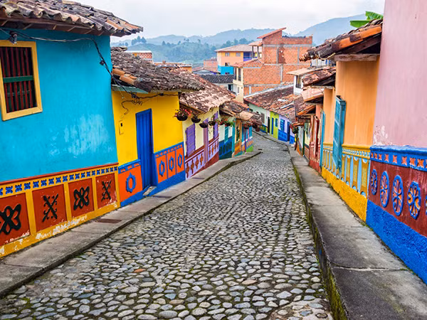 Thành phố Medellín của Colombia được World Travel Award bình chọn là điểm đến tuyệt vời nhất Nam Mỹ.