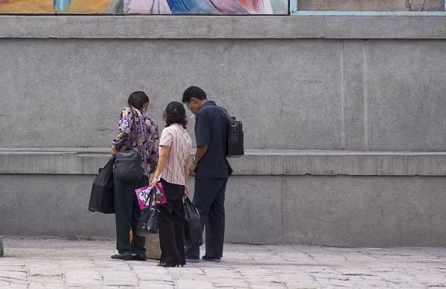 Một hình ảnh trên đường phố ở quốc gia bí ẩn bậc nhất thế giới.