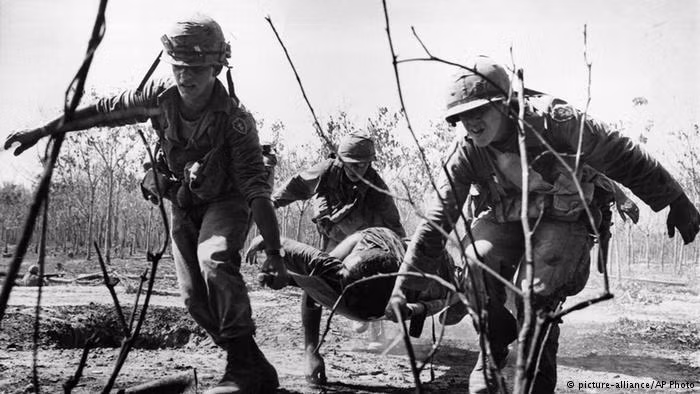 Nhung dau moc quan trong cua Tong thong My dac cu Donald Trump-Hinh-8