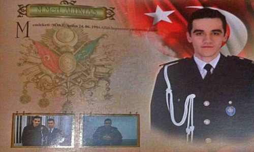 Được biết, Altintas chính trức trở thành nhân viên cảnh sát vào năm 2014. Truyền thông Thổ Nhĩ Kỳ cho hay, Altintas là một sĩ quan cảnh sát tinh nhuệ và thường được giao các nhiệm vụ đặc biệt.