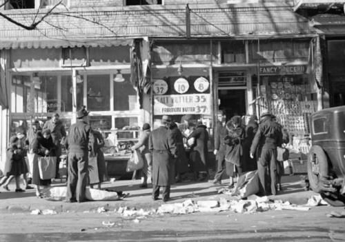 Đại lộ Bathgate ở Bronx trong bức ảnh chụp năm 1936.