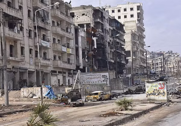Nhưng hiện giờ, những gì còn lại ở thành phố Aleppo chỉ là đống đổ nát.