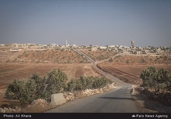 Quang cảnh thanh bình ở một thị trấn ở Aleppo sau giải phóng. Sau 4 năm bị phiến quân chiếm đóng, người dân ở Nubl và Al-Zahra giờ đây có thể bắt đầu một cuộc sống mới.