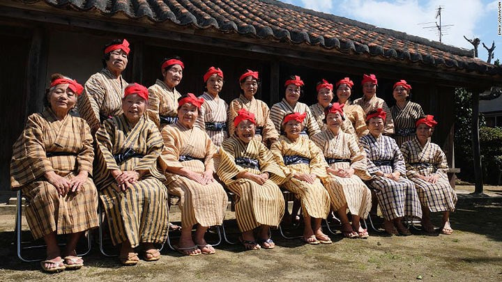 Nằm ở phía Nam Nhật Bản, vùng đất hẻo lánh Kohama thuộc hòn đảo Okinawa được mệnh danh là vùng đất của những con người " bất tử".