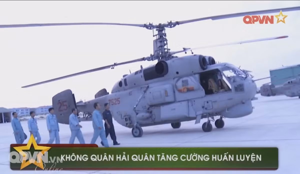 Theo yêu cầu nhiệm vụ, ngày 3/7/2013, Trung đoàn 954 (Quân chủng Phòng không – Không quân) được tổ chức lại thành Lữ đoàn 954 và điều chuyển về Quân chủng Hải quân. Với việc tiếp nhận này, Hải quân Nhân dân Việt Nam chính thức tái lập lực lượng không quân hải quân (trước đó từ những năm 1980 đã thành lập, sau đó được chuyển về cho QC PK-KQ). Nguồn: Kênh QPVN