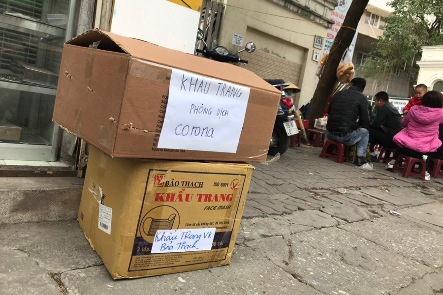 Khẩu trang phòng dịch cúm do corona đang "cháy" hàng.