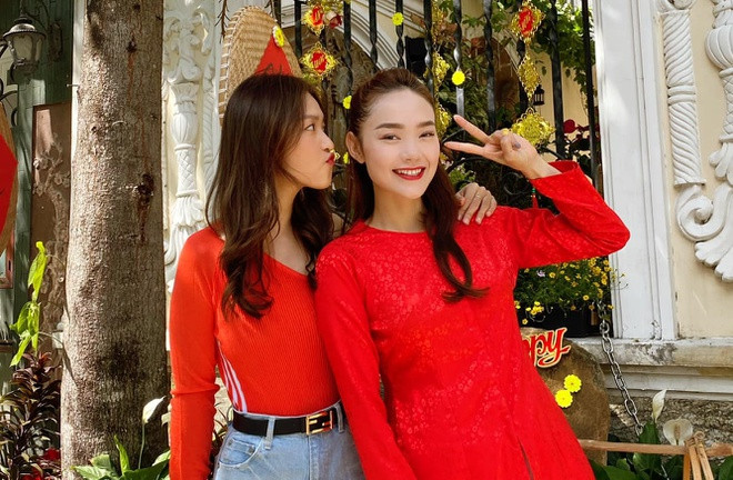 Hinh anh ban khoa than dien vien Kha Ngan dang chao nam moi-Hinh-2