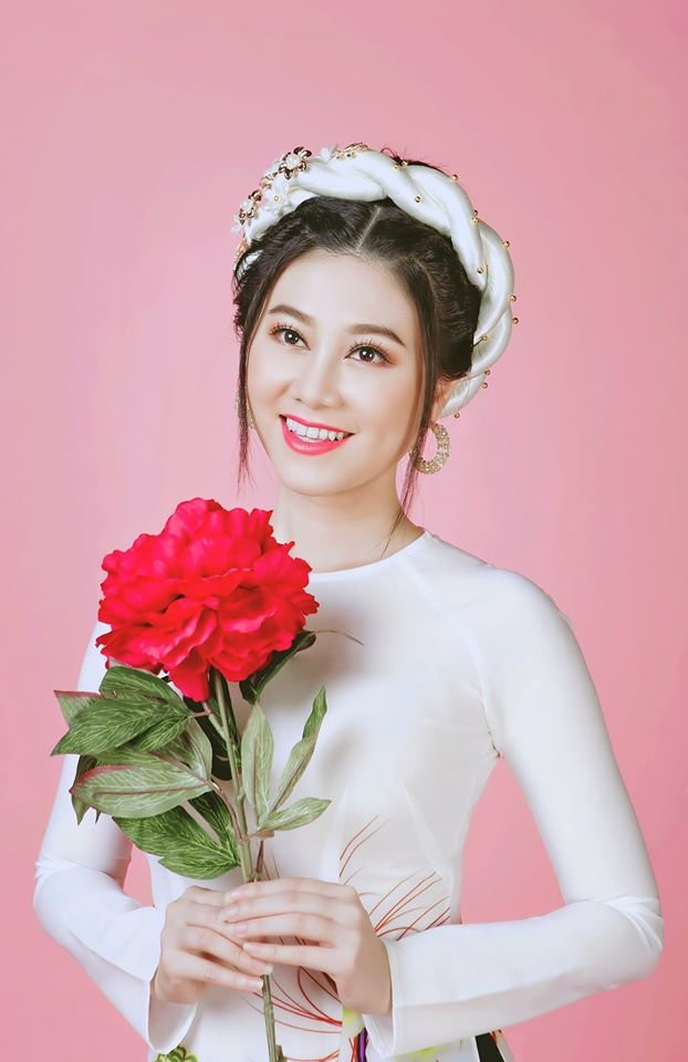 Loat my nhan Viet so huu nhan sac 