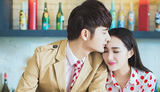 Để hạnh phúc được lâu dài, bạn phải khiến đối phương không ngừng cảm thấy tò mò, hiếu kỳ và phải thường xuyên khiến người ấy có hứng thú với bạn. Ảnh minh họa