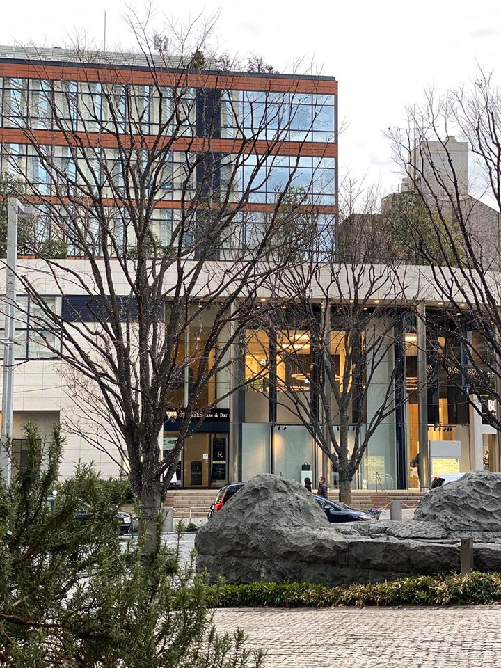 Khung cảnh tại đất nước hoa anh đào được nữ ca sĩ Hồ Ngọc Hà chia sẻ trên trang cá nhân.