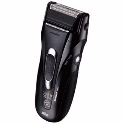 Máy cạo râu. Cạo râu không mất nhiều thời gian song nó dễ khiến nam giới ngại động chạm. Một máy cạo râu đặt gọn gàng trong ngăn kéo bàn làm việc sẽ giúp bạn có điều kiện tuốt lại vẻ bề ngoài khi tranh thủ đi vệ sinh ở chỗ làm.