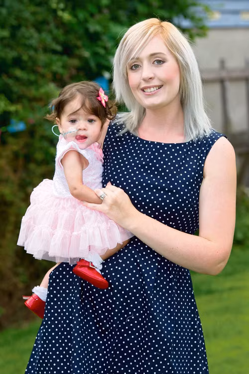 Suốt 3 ngày sau sự cố, tôi cảm thấy mệt mỏi, ngủ triền miên. Chỉ có Adam – cha Matilda ở bên chăm sóc con gái. Khi tôi tỉnh dậy, Adam cho tôi xem hình con. Thực sự Matilda có kích thước chỉ bằng một chai 7UP loại nhỏ”.