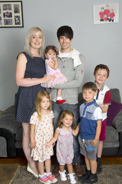 Dù vậy, Matilda không đầu hàng số phận. Bé khiến các bác sĩ vô cùng ngạc nhiên khi có thể tự thở. Vài ngày sau đó, Matidal được chuyển tới Bệnh viện Jessops Sheffield gần nhà để tiện chăm sóc.