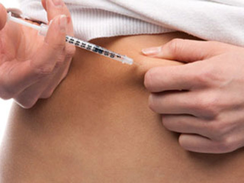 Tuy nhiên, đôi khi tuyến tụy không thể tạo ra đủ insulin nên buộc phải tiêm insulin vào cơ thể. Nó chỉ là một đặc trưng, không chỉ ra bệnh đang tiến triển xấu.