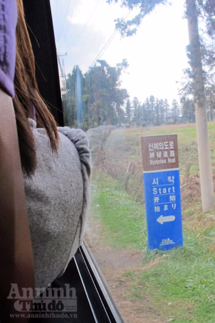 Ron nguoi di tren con duong ma quai-Hinh-2