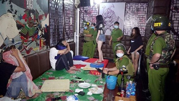 Tin nong ngay 8/8: Duong 