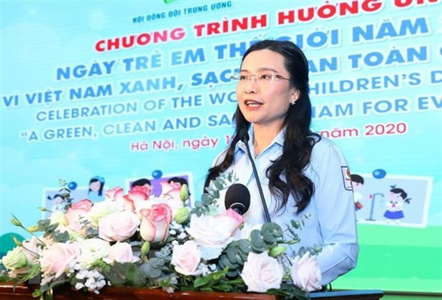 Bà Trang còn trải qua chức vụ: Chủ tịch Hội Sinh viên Việt Nam tỉnh, Chủ tịch Hội đồng Đội tỉnh Bình Dương; Bí thư Tỉnh đoàn, Chủ tịch Hội Liên hiệp Thanh niên Việt Nam tỉnh, Ủy viên Ban Chấp hành Đảng bộ tỉnh Bình Dương, Ủy viên Ban Chấp hành Trung ương Đoàn, Ủy viên Ban Thường vụ Trung ương Đoàn; Trưởng Ban Công tác thiếu nhi Trung ương Đoàn, Phó Chủ tịch thường trực Hội đồng Đội Trung ương, Ủy viên Ban Thường vụ Hội Bảo vệ Quyền Trẻ em Việt Nam.