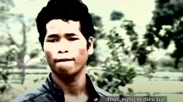 Tại cơ quan điều tra Y Hông Byă khai rằng, khoảng 10h ngày 15/12/2012, sau khi đi sạ lúa cho gia đình anh Y Tuân Niê (trú cùng buôn) về anh ta vào nhà anh rể Y Hoa Niê nghỉ ngơi chờ ăn cơm. Trong lúc ngồi trước hiên nhà để hóng mát, Y Hông Byă nhìn thấy cháu H'Quyên đang cầm nửa trái bắp vừa đi vừa ăn ngang qua trước nhà.