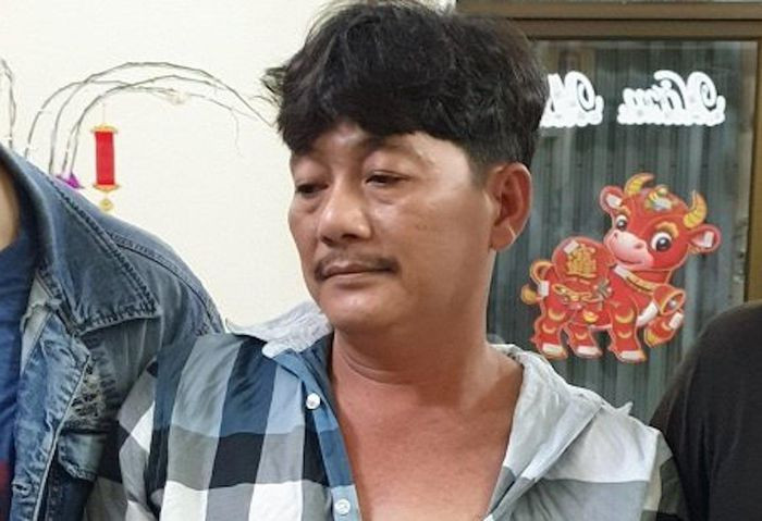  Giang hồ Chín Xuân bị khởi tố thêm tội tổ chức đánh bạc: Ngày 19/10, Công an TP Cần Thơ cho biết đã khởi tố bị can đối với Trần Công Xuân (52 tuổi, ở quận Thốt Nốt) về tội Tổ chức đánh bạc. Vụ án sau đó được chuyển cho Công an huyện Vĩnh Thạnh thụ lý theo thẩm quyền. Ông Xuân là một trong số 30 người bị khởi tố sau khi cảnh sát đột kích sới bạc quy mô lớn ở Cần Thơ. 