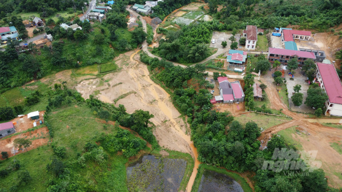 Hien truong sat lo du an dien gio o Quang Tri-Hinh-4