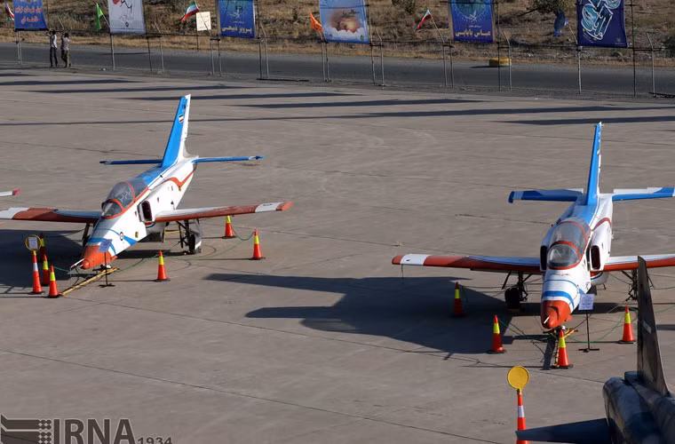 Nguyên mẫu máy bay huấn luyện Owj JT2-2 Tazarve của Iran.
