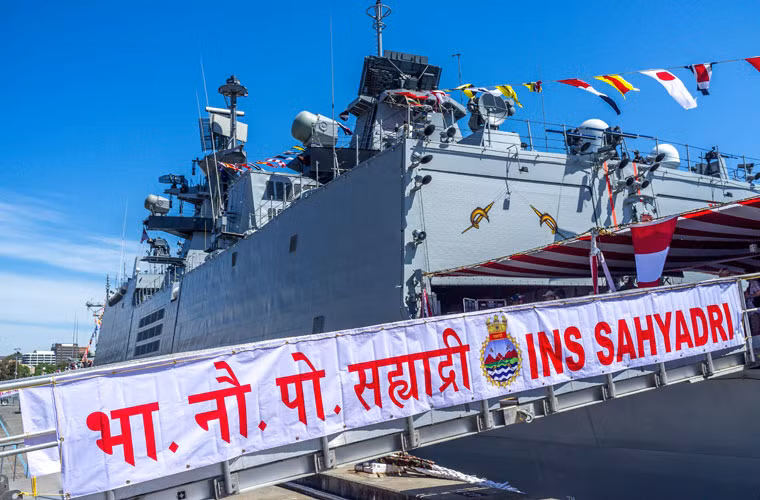 Dự kiến trong chuyến thăm này, thuỷ thủ đoàn Hải quân Ấn Độ sẽ có các hoạt động giao lưu văn hoá, thể thao… với Bộ Tư lệnh Vùng 3 Hải quân Việt Nam và các sở, ban ngành của TP. Đà Nẵng. Ngoài ra, Bộ Tư lệnh Vùng 3 Hải quân cùng tàu Hải quân Ấn Độ sẽ diễn tập song phương tìm kiếm cứu nạn trên biển…