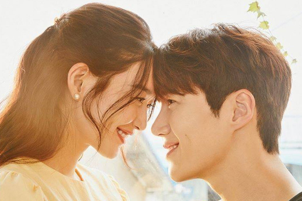 Từ đó, tăng trao đổi chất, giúp tống chất thải ra khỏi mạch máu não, vì vậy bạn nên hôn trán vợ/chồng mình nhiều hơn để đối phương cảm nhận được tình yêu, kết nối tâm hồn và vợ chồng trở nên thân mật, vui vẻ, khoẻ mạnh hơn.
