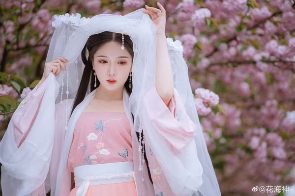 Ngoại trừ nữ quan may mắn, đa số nữ quan dạy chuyện phòng the cho hoàng đế sau khi hoàn thành nhiệm vụ đều xin được ra cung, nhận thưởng và sống cuộc sống bình thường của riêng họ.