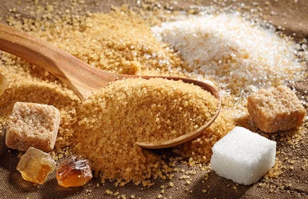 Cô Dương đinh ninh rằng đường nâu rất tốt cho sức khoẻ nên sẽ không có vấn đề gì. Không ngờ khi kiểm tra sức khỏe thì tình cờ phát hiện ra vấn đề đường huyết cao.