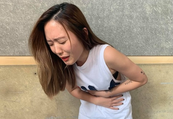 Lam dieu ghe ron nay trong ky kinh nguyet, co gai thung da day