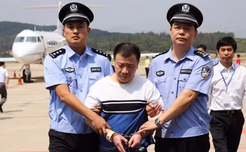 My buoc nghi pham tham nhung Trung Quoc hoi huong