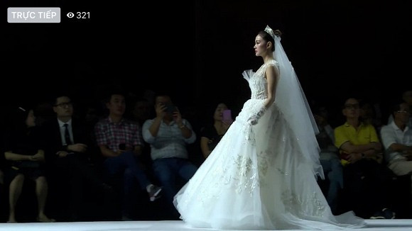 Minh Hang khoac ao co dau dep “hut hon“-Hinh-4