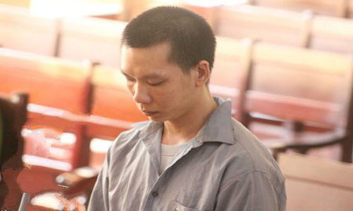 Nông Văn Thùy tại phiên tòa.