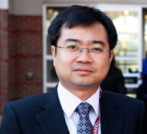 3. Thứ trưởng Nguyễn Thanh Nghị: Phó Bí thư Tỉnh ủy Kiên Giang Ngày 11/3/2014, Bộ Xây dựng thông tin, Thứ trưởng Nguyễn Thanh Nghị được Bộ Chính trị điều động về làm Phó Bí thư Tỉnh ủy Kiên Giang. Ông Nghị sẽ bắt đầu nhiệm vụ mới trong tháng 3/2014.